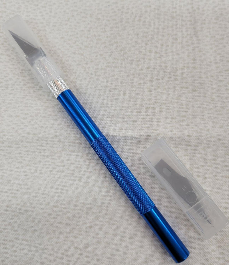 Blue Scapel Knife w/ Blades